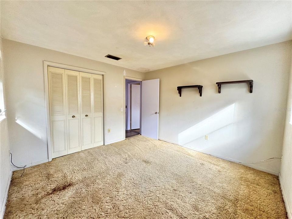 For Sale: $190,000 (3 beds, 1 baths, 1435 Square Feet)