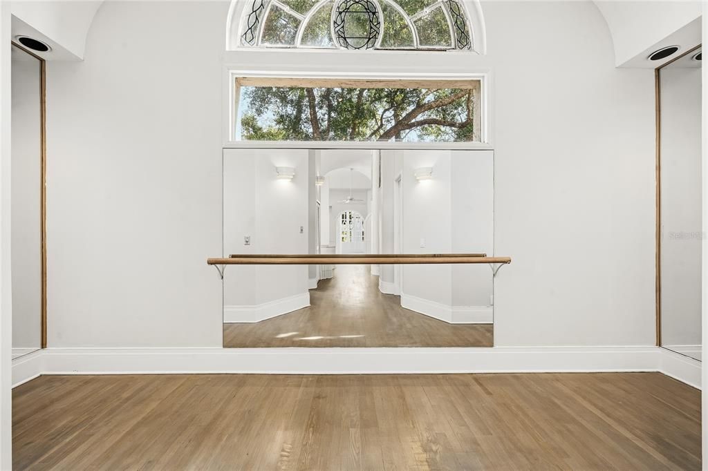 待售: $1,575,000 (4 贝兹, 5 浴室, 6276 平方英尺)