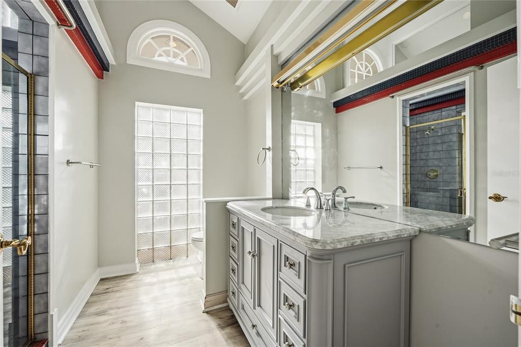 待售: $1,575,000 (4 贝兹, 5 浴室, 6276 平方英尺)