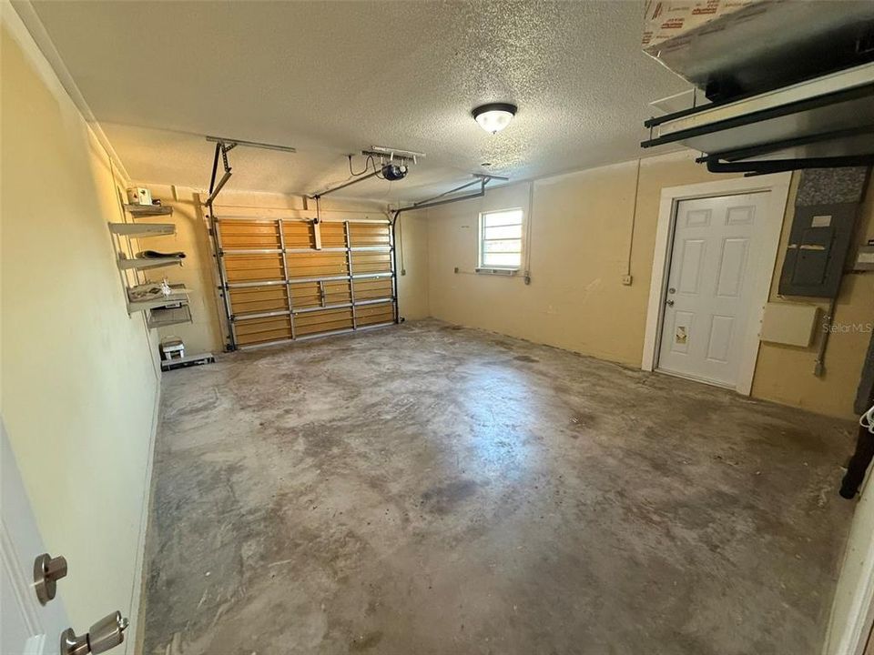 For Rent: $2,300 (2 beds, 2 baths, 1494 Square Feet)