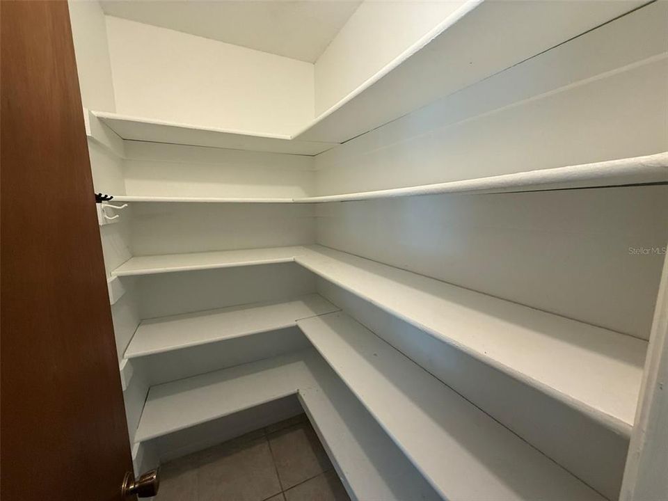 For Rent: $2,300 (2 beds, 2 baths, 1494 Square Feet)