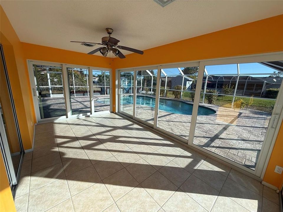 For Rent: $2,300 (2 beds, 2 baths, 1494 Square Feet)