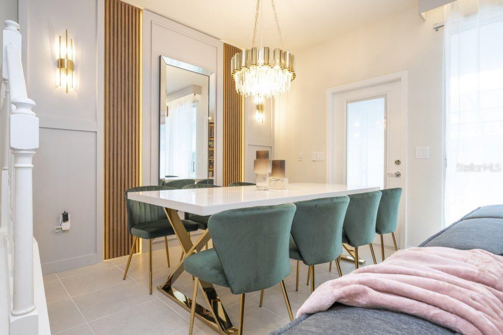 待售: $599,900 (5 贝兹, 4 浴室, 2293 平方英尺)