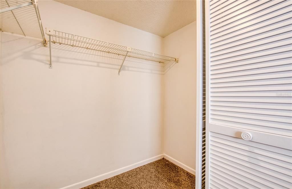 待售: $149,000 (2 贝兹, 2 浴室, 1140 平方英尺)