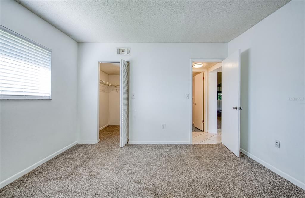 待售: $149,000 (2 贝兹, 2 浴室, 1140 平方英尺)