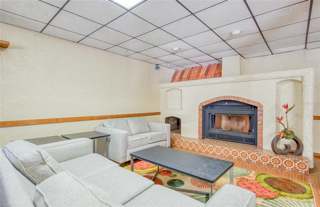 待售: $149,000 (2 贝兹, 2 浴室, 1140 平方英尺)