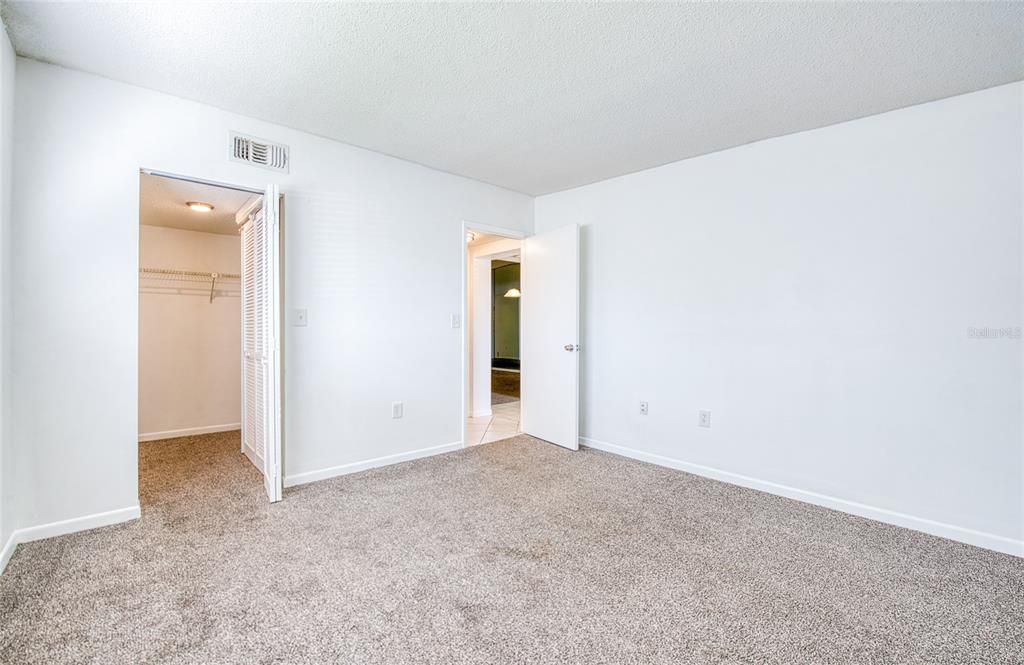 待售: $149,000 (2 贝兹, 2 浴室, 1140 平方英尺)