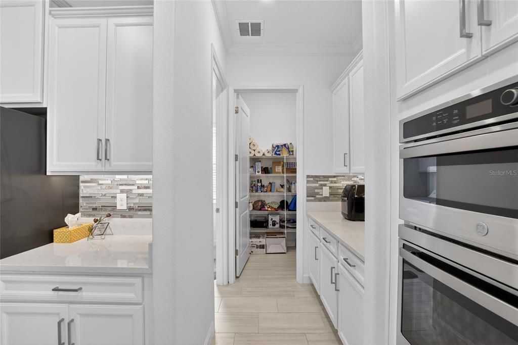 На продажу: $475,000 (2 спален, 2 ванн, 2328 Квадратных фут)