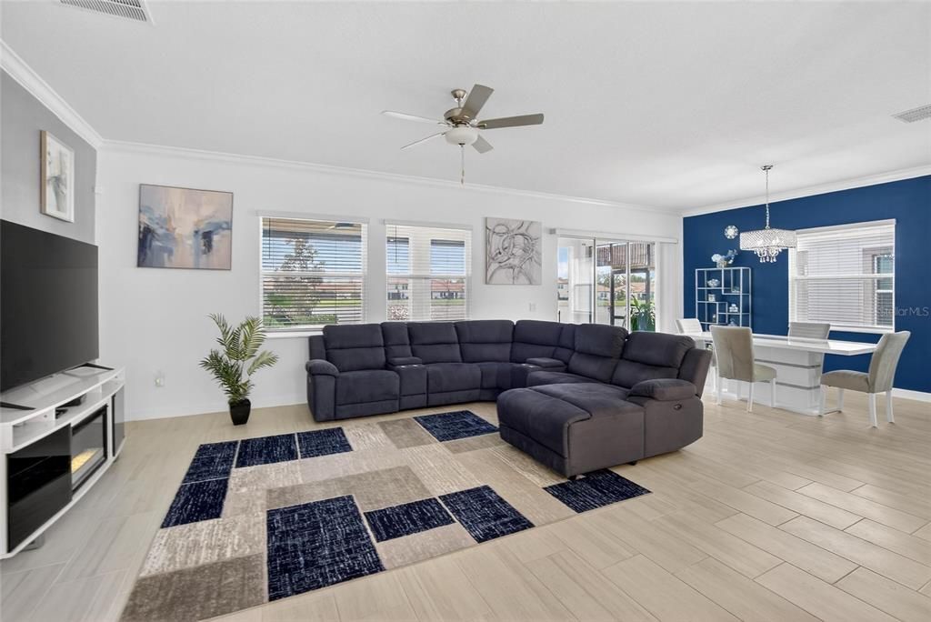 На продажу: $475,000 (2 спален, 2 ванн, 2328 Квадратных фут)