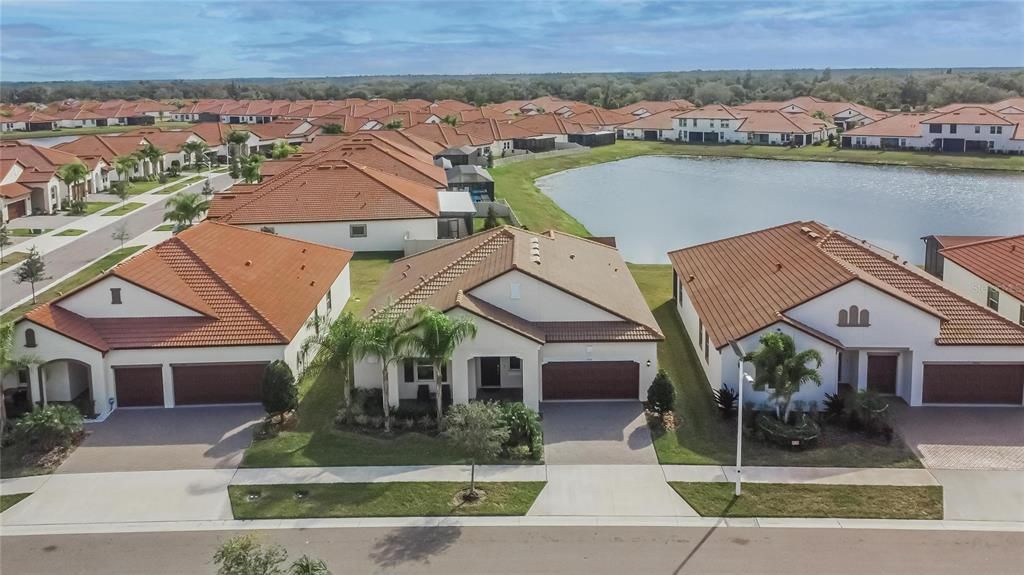 На продажу: $475,000 (2 спален, 2 ванн, 2328 Квадратных фут)