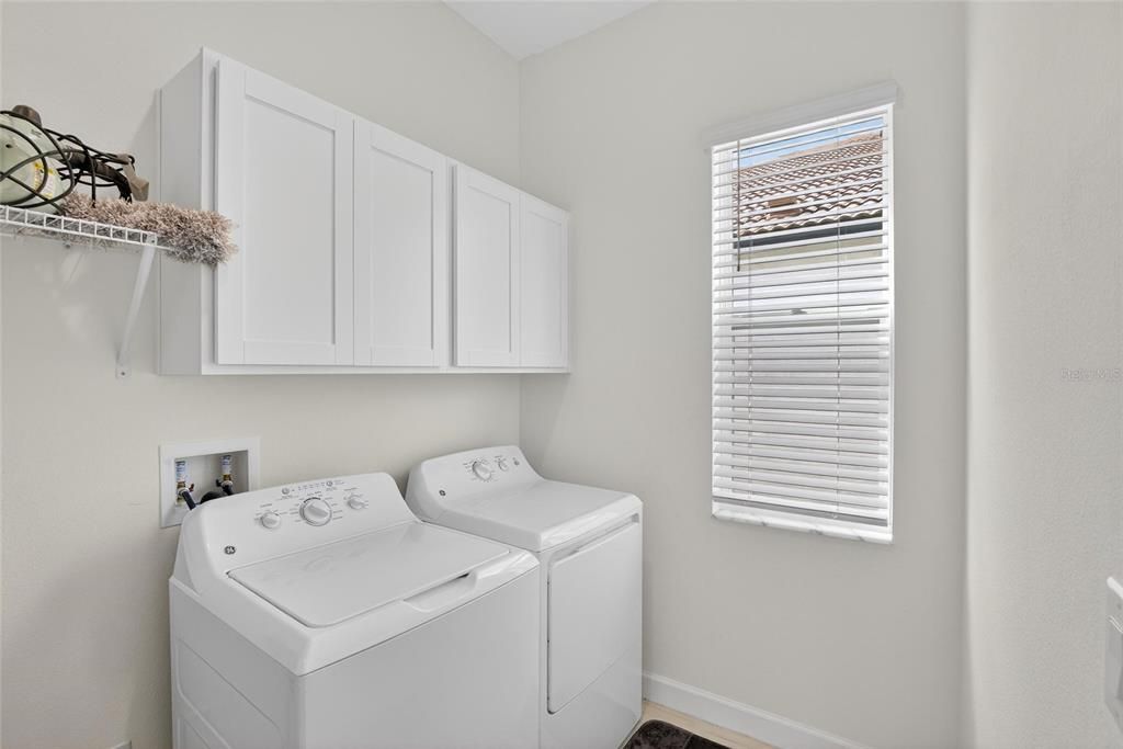 На продажу: $475,000 (2 спален, 2 ванн, 2328 Квадратных фут)