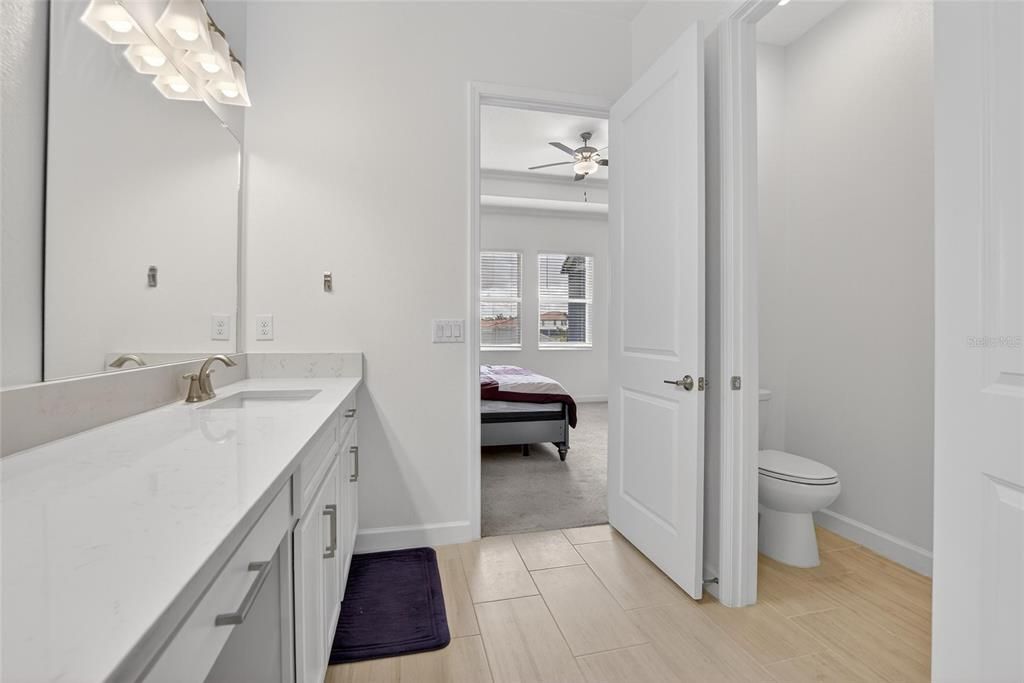 На продажу: $475,000 (2 спален, 2 ванн, 2328 Квадратных фут)