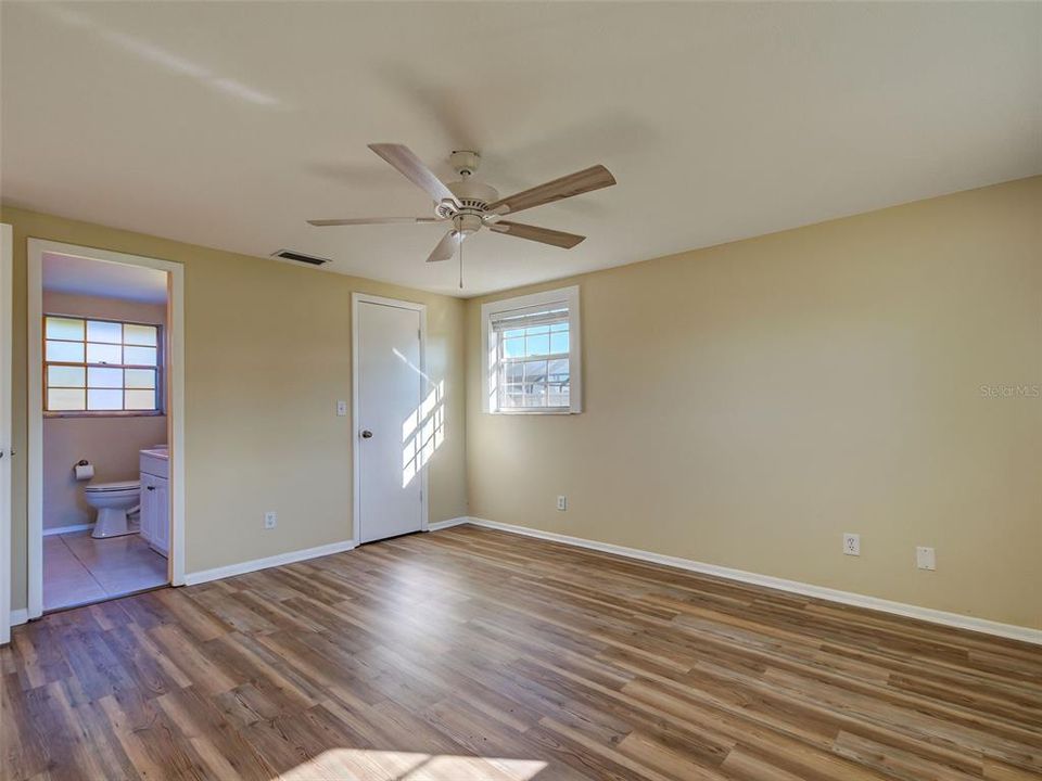 En Venta: $317,000 (3 camas, 2 baños, 1544 Pies cuadrados)