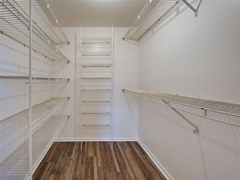 En Venta: $317,000 (3 camas, 2 baños, 1544 Pies cuadrados)