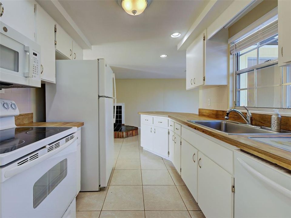 En Venta: $317,000 (3 camas, 2 baños, 1544 Pies cuadrados)