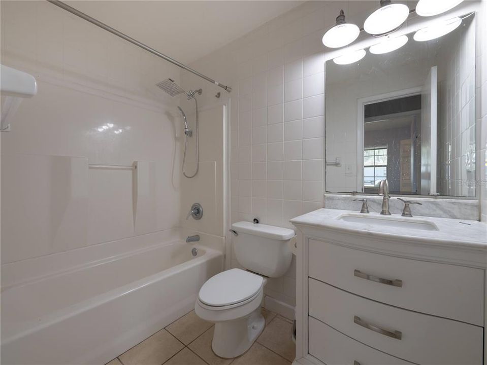 待售: $269,000 (3 贝兹, 1 浴室, 1344 平方英尺)