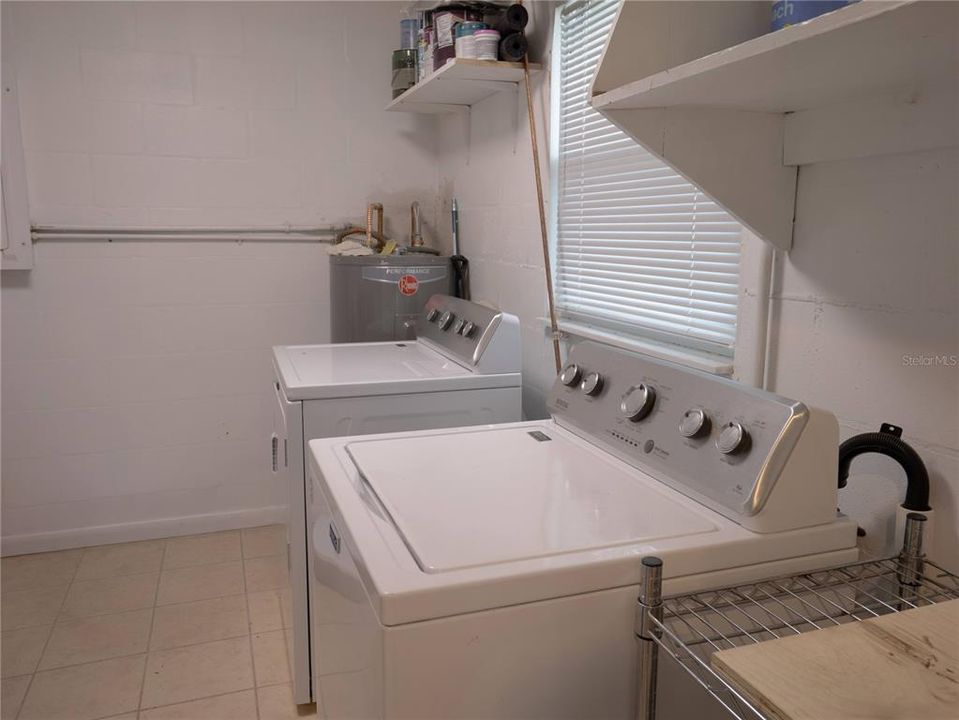 待售: $269,000 (3 贝兹, 1 浴室, 1344 平方英尺)