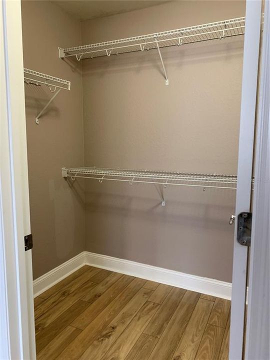 出租: $2,500 (3 贝兹, 2 浴室, 1644 平方英尺)