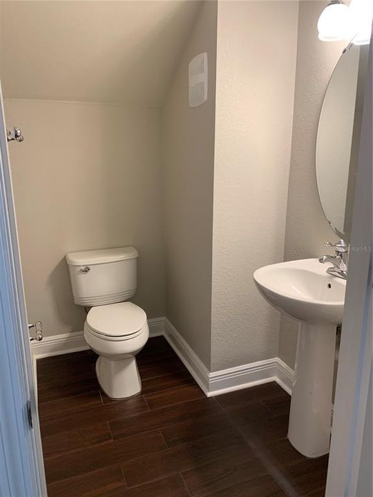 出租: $2,500 (3 贝兹, 2 浴室, 1644 平方英尺)