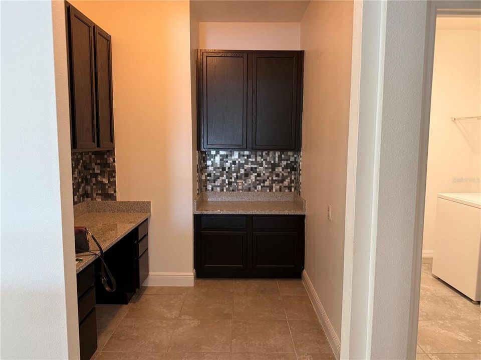 На продажу: $565,000 (4 спален, 3 ванн, 2784 Квадратных фут)