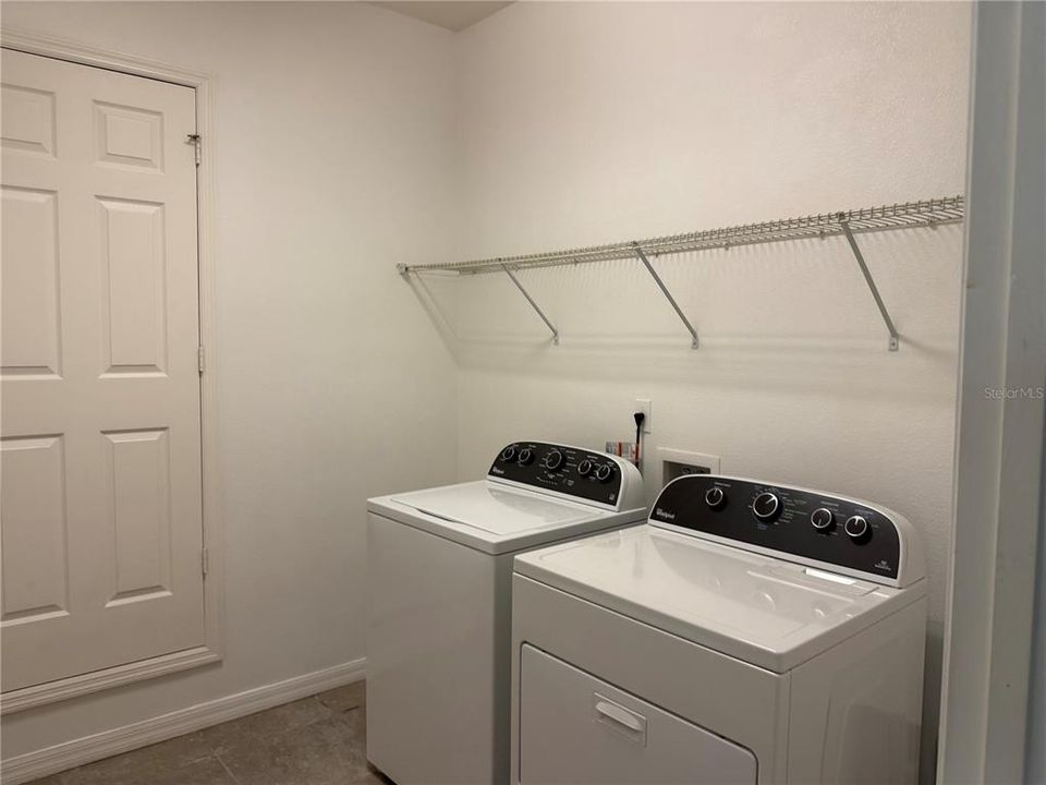 На продажу: $565,000 (4 спален, 3 ванн, 2784 Квадратных фут)