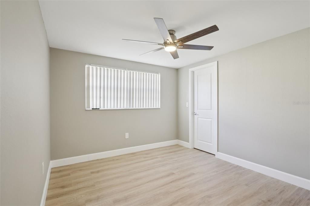 For Sale: $350,000 (3 beds, 2 baths, 1873 Square Feet)