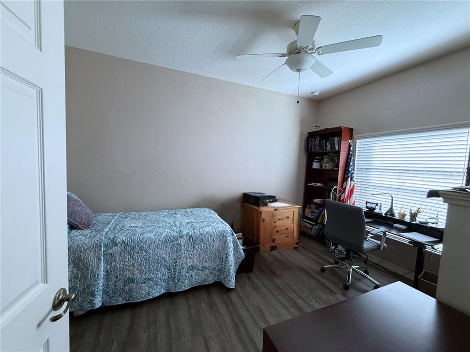 待售: $355,000 (3 贝兹, 2 浴室, 1820 平方英尺)