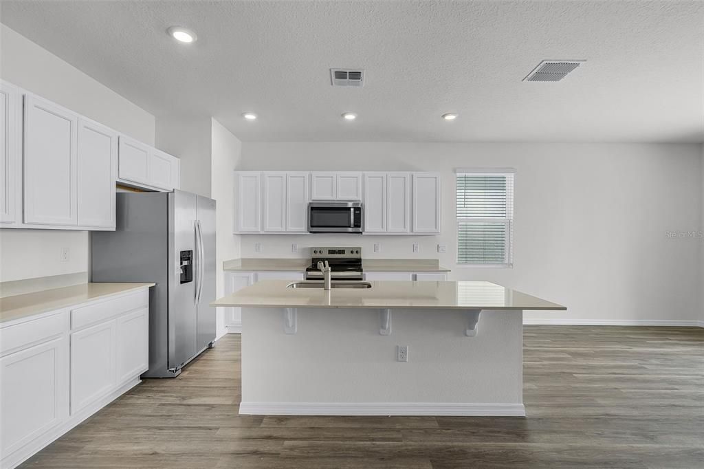 For Sale: $265,490 (3 beds, 2 baths, 1758 Square Feet)