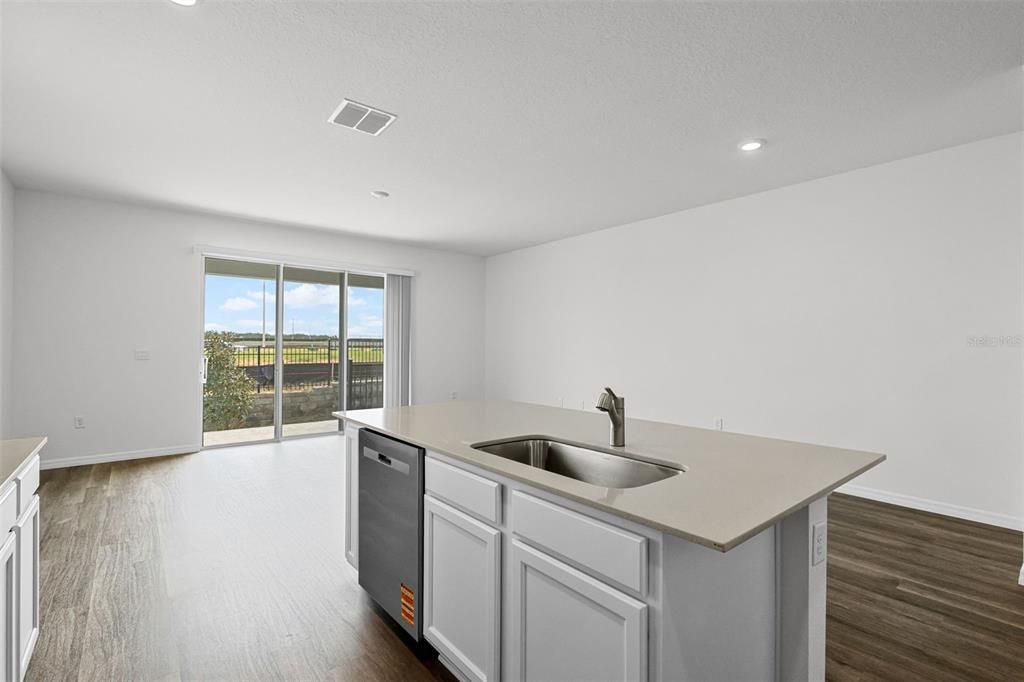 For Sale: $265,490 (3 beds, 2 baths, 1758 Square Feet)