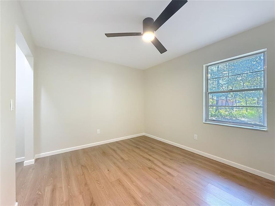 En Venta: $295,000 (3 camas, 2 baños, 1346 Pies cuadrados)