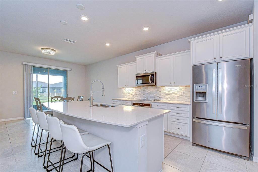 For Rent: $3,500 (5 beds, 4 baths, 3245 Square Feet)