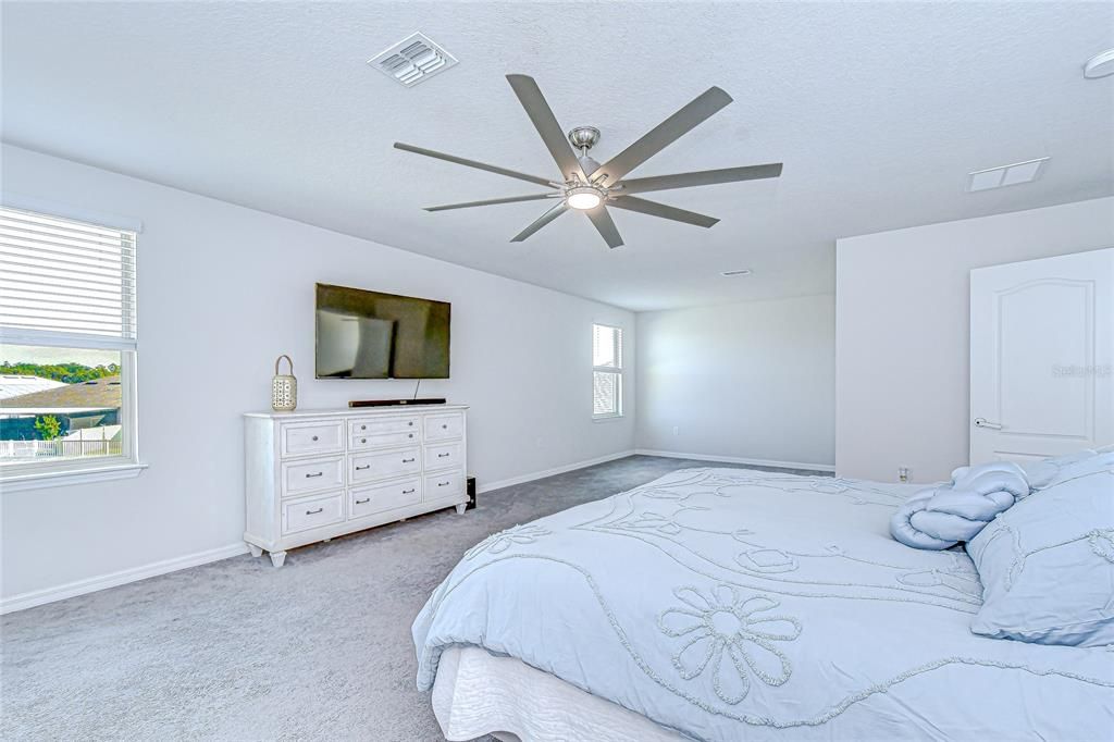 For Rent: $3,500 (5 beds, 4 baths, 3245 Square Feet)