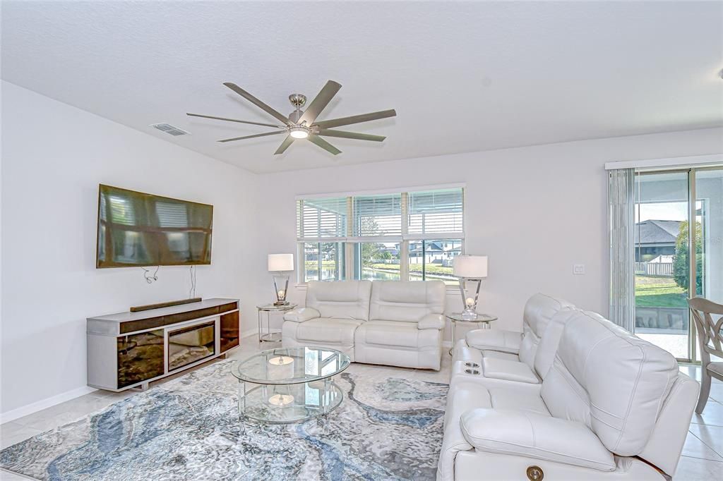 For Rent: $3,500 (5 beds, 4 baths, 3245 Square Feet)