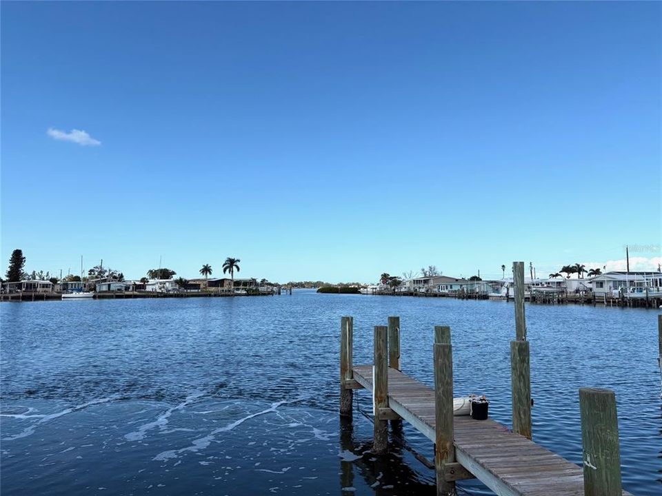 待售: $192,000 (2 贝兹, 2 浴室, 1056 平方英尺)