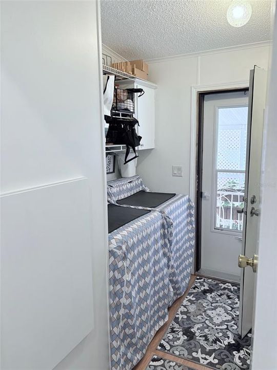 待售: $192,000 (2 贝兹, 2 浴室, 1056 平方英尺)