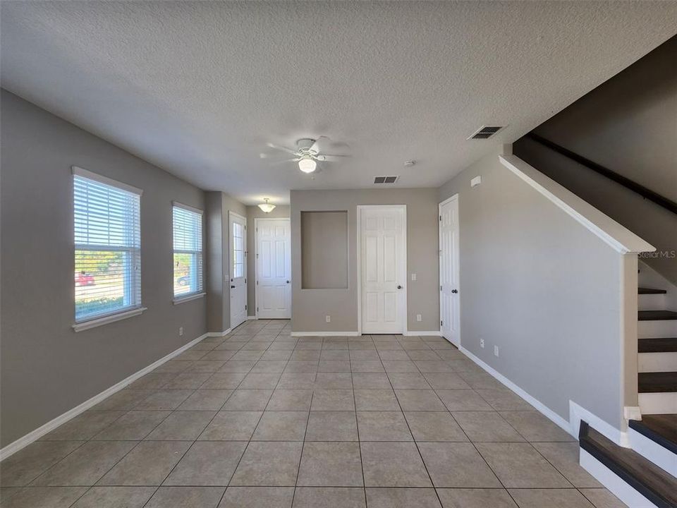 En Renta: $2,950 (4 camas, 2 baños, 1766 Pies cuadrados)