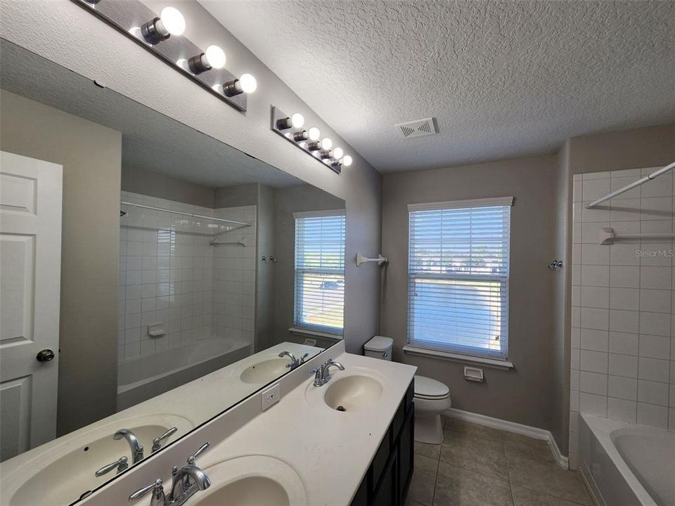 En Renta: $2,950 (4 camas, 2 baños, 1766 Pies cuadrados)