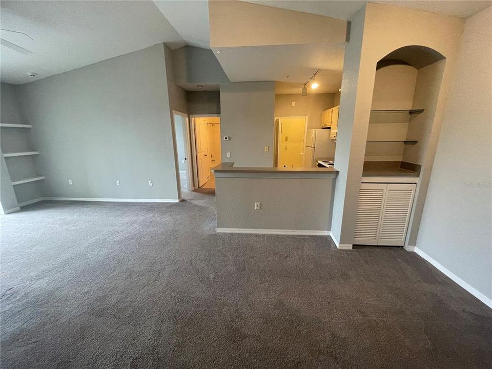 For Rent: $1,550 (2 beds, 2 baths, 1048 Square Feet)