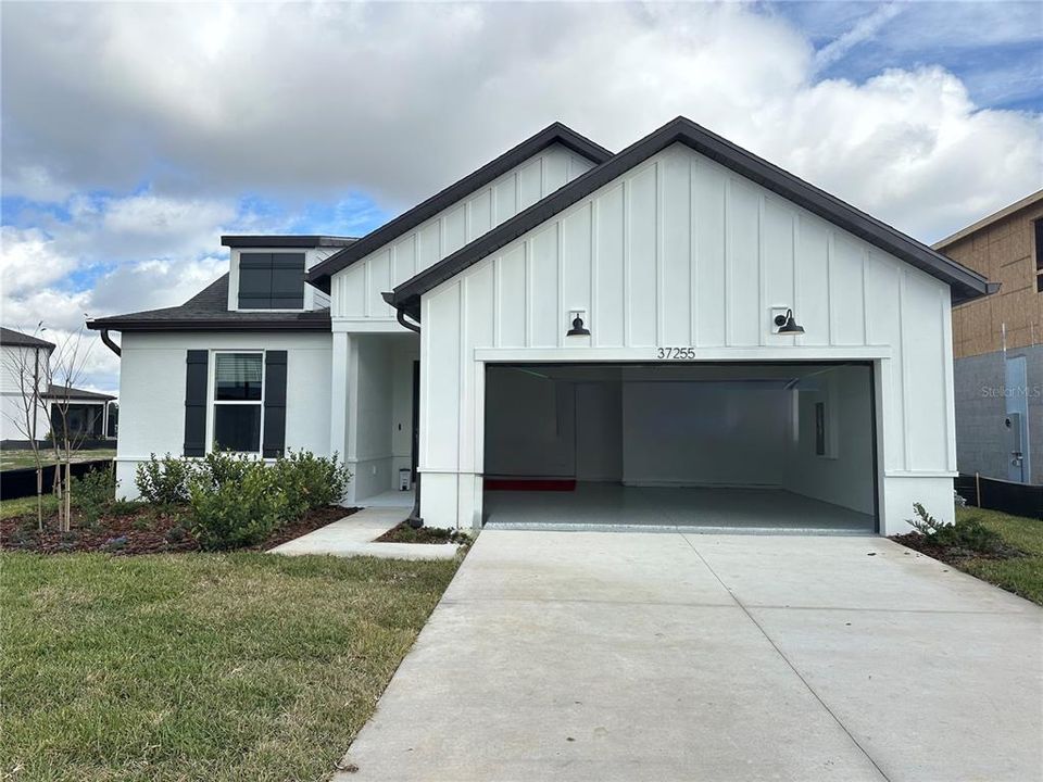 Vendido Recientemente: $495,000 (3 camas, 3 baños, 2131 Pies cuadrados)