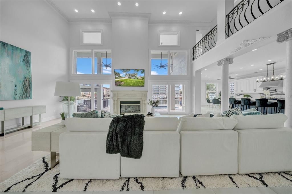 En Venta: $3,899,999 (5 camas, 4 baños, 5798 Pies cuadrados)