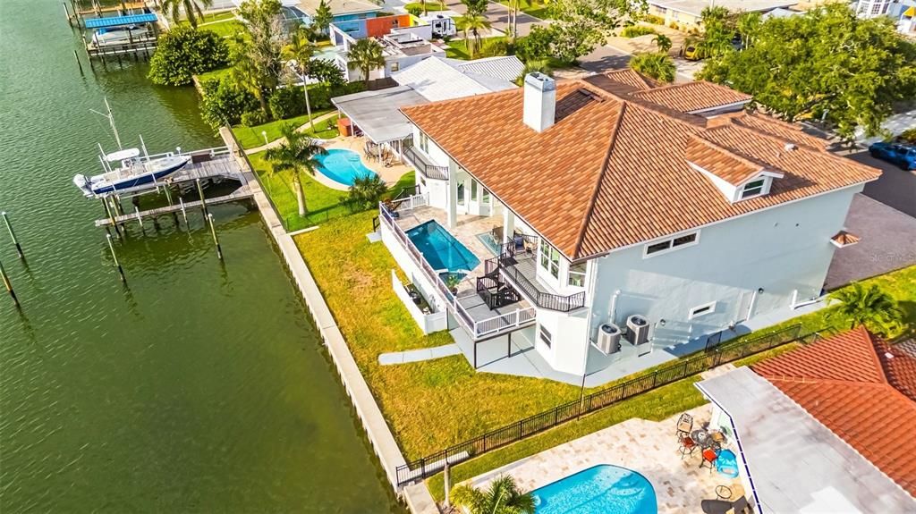En Venta: $3,899,999 (5 camas, 4 baños, 5798 Pies cuadrados)
