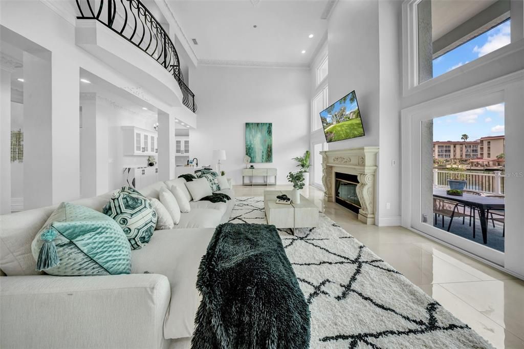 En Venta: $3,899,999 (5 camas, 4 baños, 5798 Pies cuadrados)