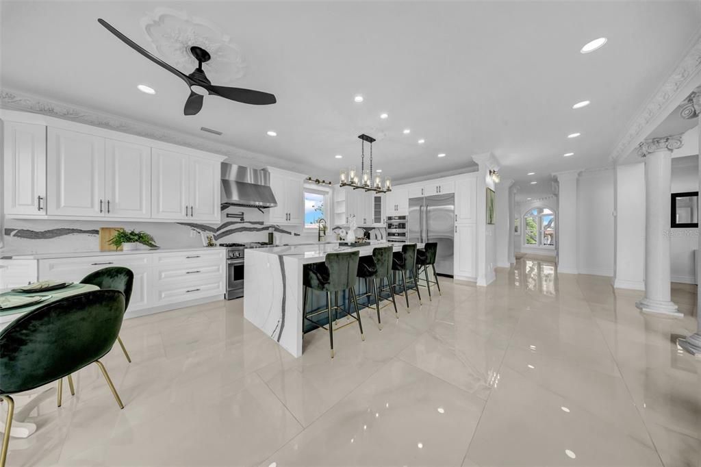 En Venta: $3,899,999 (5 camas, 4 baños, 5798 Pies cuadrados)