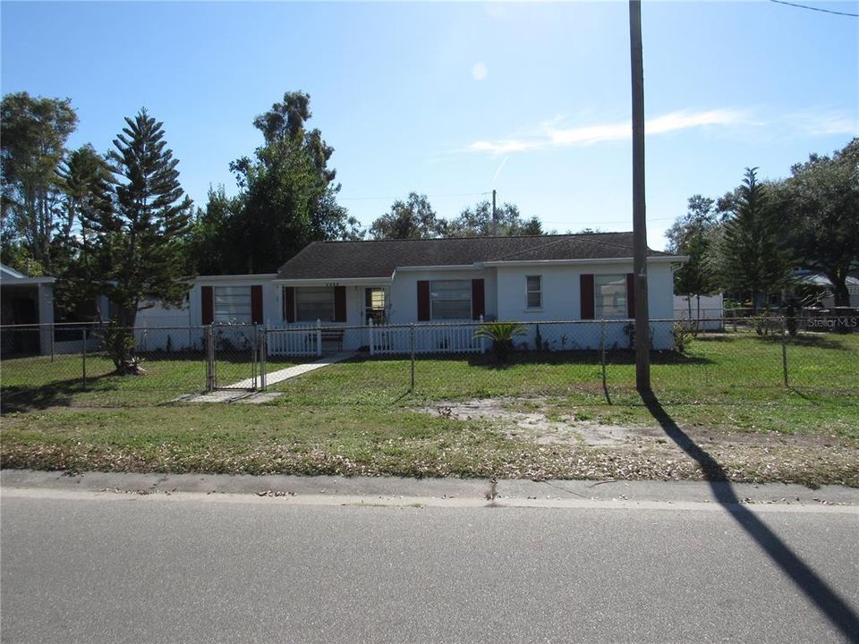 На продажу: $350,000 (3 спален, 2 ванн, 1776 Квадратных фут)