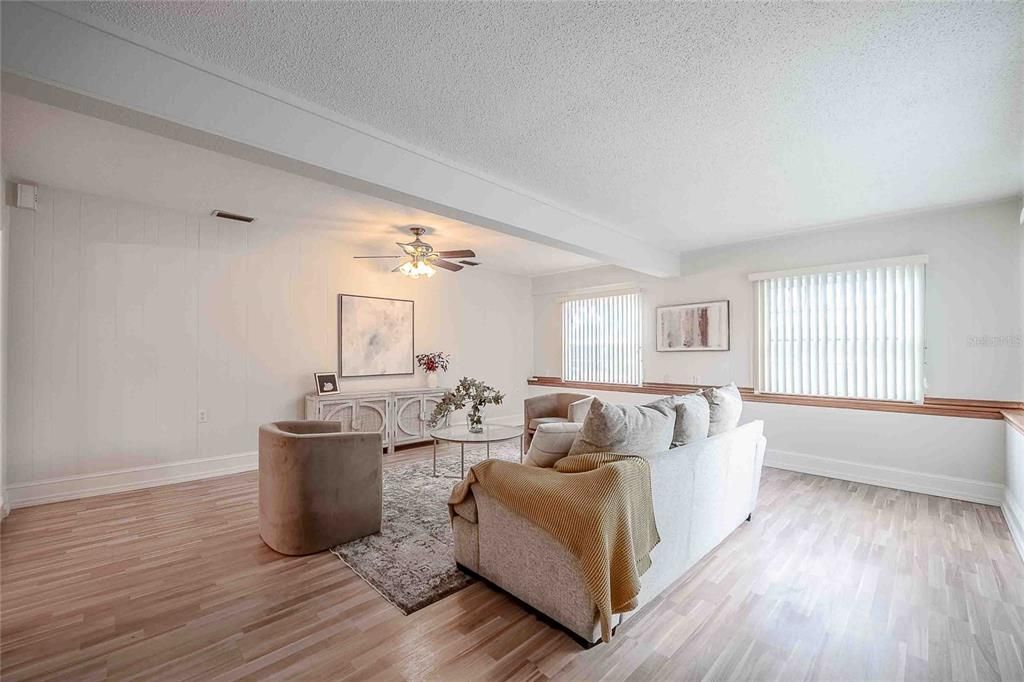 For Sale: $298,000 (3 beds, 1 baths, 1852 Square Feet)