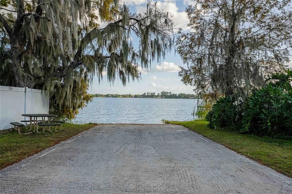 For Sale: $298,000 (3 beds, 1 baths, 1852 Square Feet)