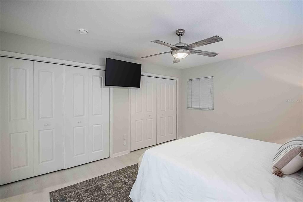 For Sale: $298,000 (3 beds, 1 baths, 1852 Square Feet)