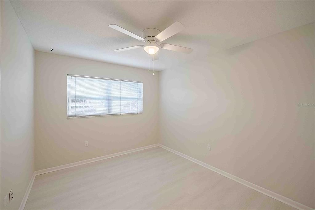 For Sale: $298,000 (3 beds, 1 baths, 1852 Square Feet)