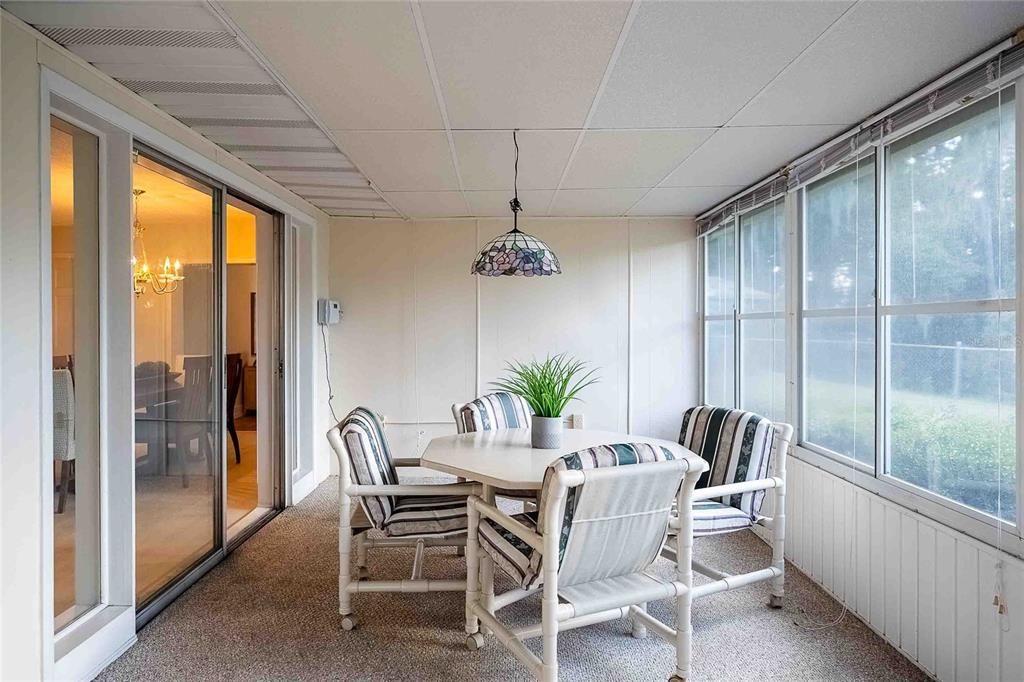 For Sale: $298,000 (3 beds, 1 baths, 1852 Square Feet)