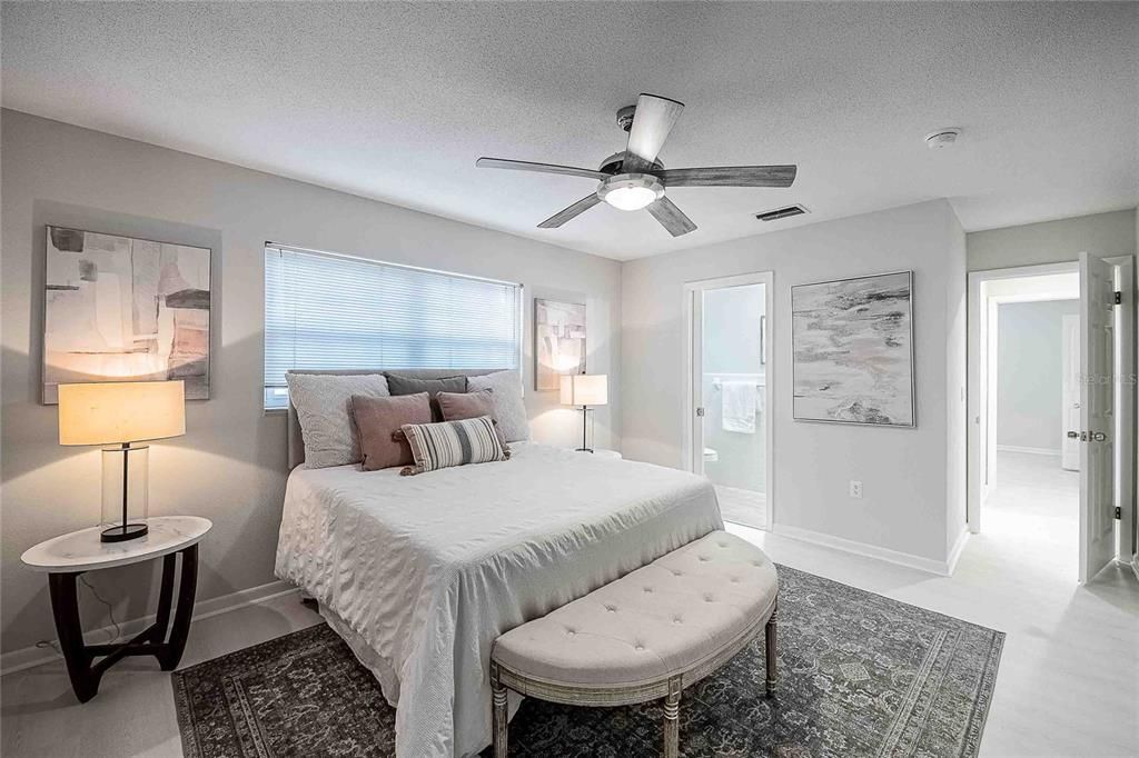 For Sale: $298,000 (3 beds, 1 baths, 1852 Square Feet)